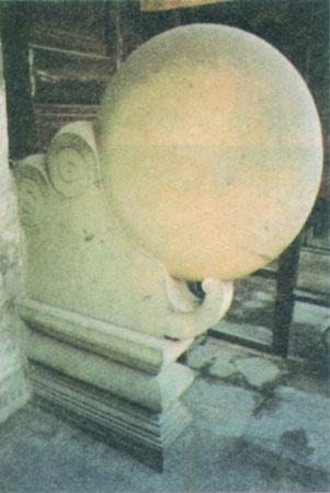 太阳成集团tyc7111cc:陈楚生献唱北京摇滚跑音乐节 大秀吉他惹尖叫连连(图3) 太阳成集团tyc7111cc